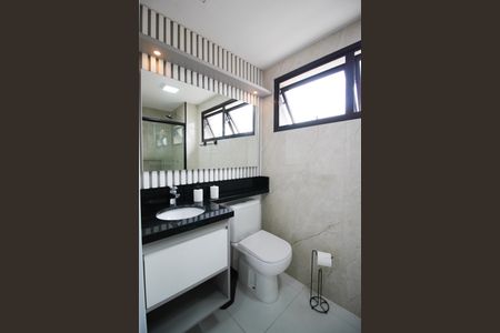 Banheiro de apartamento para alugar com 1 quarto, 21m² em Indianópolis, São Paulo