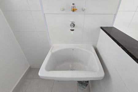Apartamento à venda com 75m², 3 quartos e 2 vagas Apartamento à venda com 75m², 3 quartos e 2 vagasÁrea de Serviço