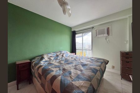 Suíte de apartamento à venda com 2 quartos, 75m² em Recreio dos Bandeirantes, Rio de Janeiro