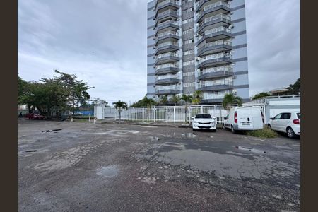 Apartamento à venda com 75m², 2 quartos e 2 vagas Apartamento à venda com 75m², 2 quartos e 2 vagasFachada