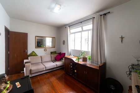 Sala de apartamento à venda com 3 quartos, 95m² em Vila Paris, Belo Horizonte