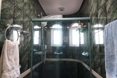 Casa à venda com 312m², 3 quartos e 3 vagasBanheiro Social