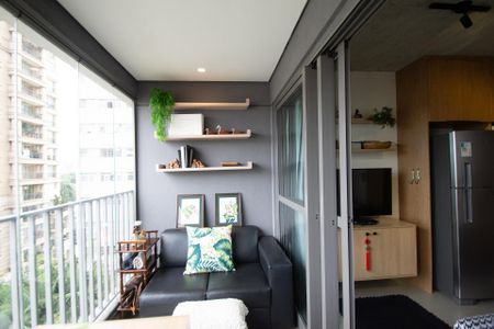 varanda quarto studio saleta de kitnet/studio à venda com 1 quarto, 23m² em Cerqueira César, São Paulo