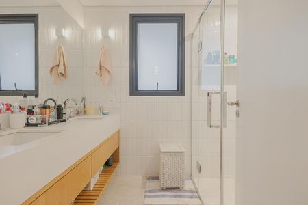 Apartamento para alugar com 101m², 2 quartos e 2 vagasBanheiro da Suíte