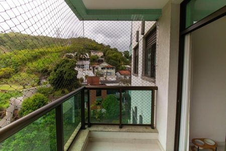 Apartamento à venda com 75m², 2 quartos e 1 vaga Apartamento à venda com 75m², 2 quartos e 1 vagaVaranda da Sala