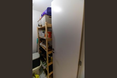 Apartamento à venda com 75m², 2 quartos e 1 vaga Apartamento à venda com 75m², 2 quartos e 1 vagaLavabo