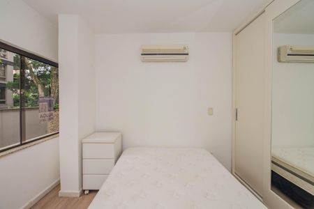 Quarto de apartamento para alugar com 2 quartos, 110m² em Bela Vista, Porto Alegre