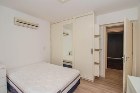 Apartamento para alugar com 110m², 2 quartos e 2 vagasQuarto
