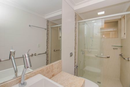 Apartamento para alugar com 110m², 2 quartos e 2 vagasBanheiro da Suíte