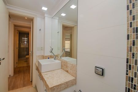 Apartamento para alugar com 110m², 2 quartos e 2 vagasBanheiro da Suíte