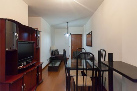 Sala de apartamento para alugar com 2 quartos, 94m² em Sion, Belo Horizonte