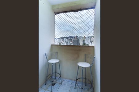 Varanda  sala de apartamento para alugar com 2 quartos, 94m² em Sion, Belo Horizonte