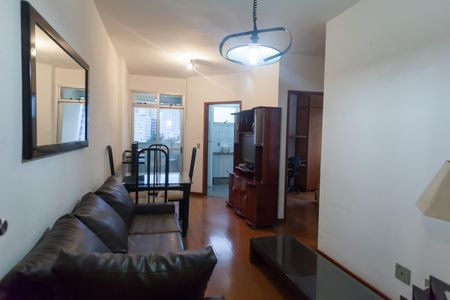 Sala de apartamento para alugar com 2 quartos, 94m² em Sion, Belo Horizonte