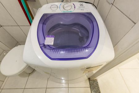 Banheiro de kitnet/studio para alugar com 1 quarto, 23m² em Consolação, São Paulo