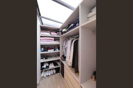 Apartamento à venda com 125m², 3 quartos e 2 vagasCloset da Suite