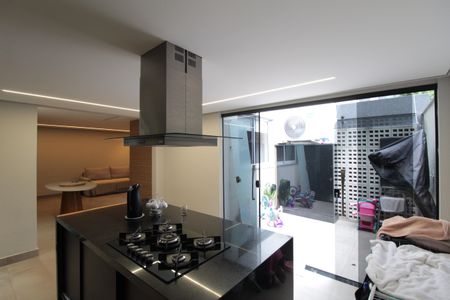 Apartamento à venda com 125m², 3 quartos e 2 vagasCozinha