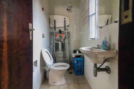 Casa à venda com 290m², 3 quartos e 4 vagasBanheiro Churrasqueira