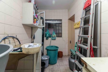 Casa à venda com 290m², 3 quartos e 4 vagasLavanderia