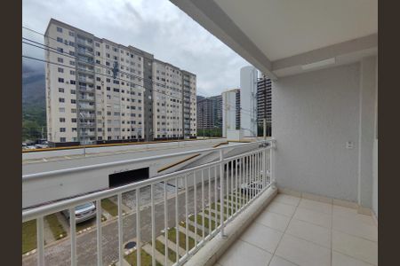Varanda de apartamento para alugar com 3 quartos, 68m² em Barra da Tijuca, Rio de Janeiro