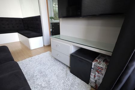 Apartamento à venda com 50m², 2 quartos e 1 vaga Apartamento à venda com 50m², 2 quartos e 1 vagaSala