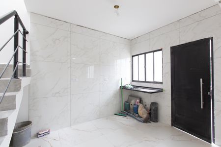 Casa à venda com 90m², 2 quartos e 2 vagasCozinha 