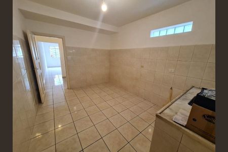 Casa à venda com 250m², 4 quartos e 2 vagas Casa à venda com 250m², 4 quartos e 2 vagascasa 2 cozinha