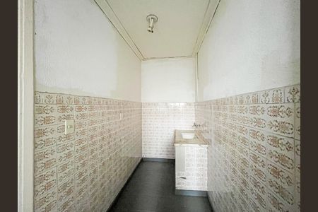 Casa à venda com 250m², 4 quartos e 2 vagas Casa à venda com 250m², 4 quartos e 2 vagascasa 1 - área de serviço