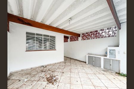 Casa à venda com 250m², 4 quartos e 2 vagas Casa à venda com 250m², 4 quartos e 2 vagascasa 1 - garagem