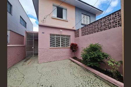 Casa à venda com 250m², 4 quartos e 2 vagas Casa à venda com 250m², 4 quartos e 2 vagascasa 2 garagem