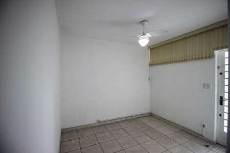 Casa para alugar com 3 quartos, 169m² em Vila Trujillo, Sorocaba