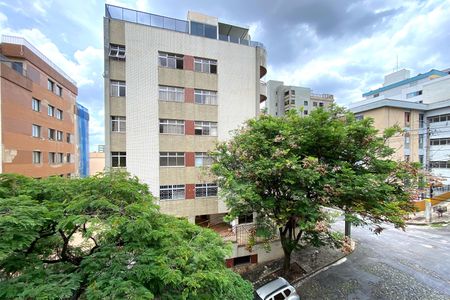 Vista da Sala de apartamento para alugar com 4 quartos, 140m² em Gutierrez, Belo Horizonte