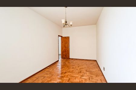 Sala de apartamento à venda com 2 quartos, 110m² em Santa Efigênia, Belo Horizonte