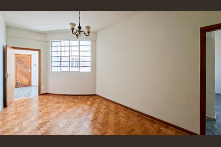 Sala de apartamento à venda com 2 quartos, 110m² em Santa Efigênia, Belo Horizonte