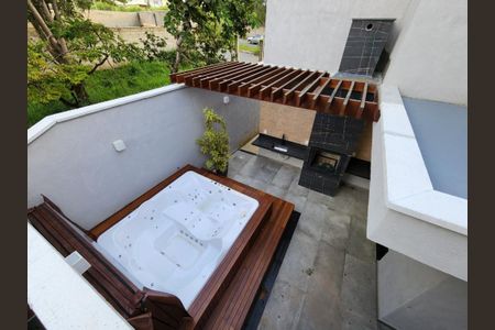 Casa à venda com 220m², 3 quartos e 4 vagasEspaço Gourmet