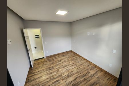Casa à venda com 220m², 3 quartos e 4 vagasQuarto