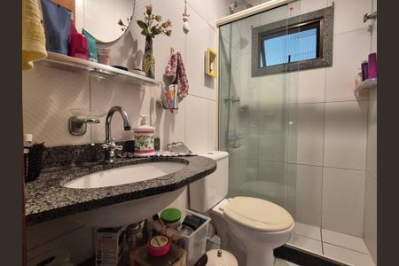 Apartamento à venda com 77m², 2 quartos e 1 vaga Apartamento à venda com 77m², 2 quartos e 1 vagaBanheiro