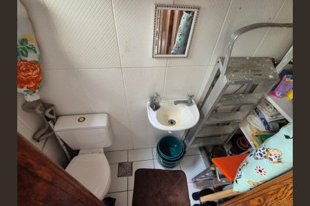 Apartamento à venda com 77m², 2 quartos e 1 vaga Apartamento à venda com 77m², 2 quartos e 1 vagaBanheiro de serviço