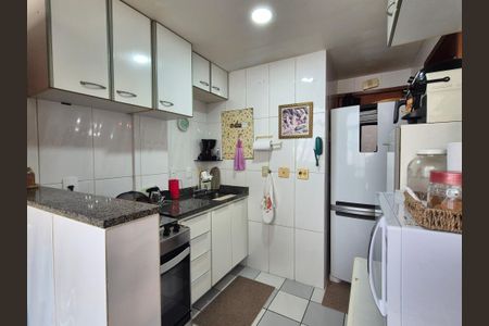 Apartamento à venda com 77m², 2 quartos e 1 vaga Apartamento à venda com 77m², 2 quartos e 1 vagaCozinha