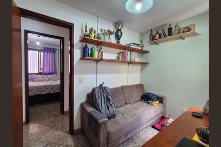 Apartamento à venda com 77m², 2 quartos e 1 vaga Apartamento à venda com 77m², 2 quartos e 1 vagaQuarto de Serviço (reversível)