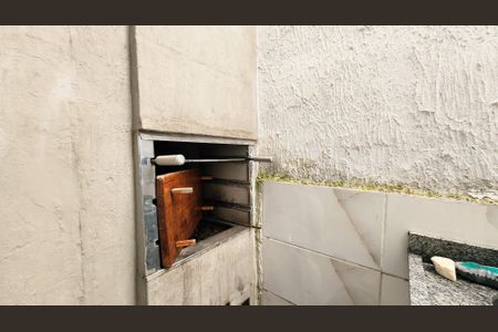 Casa à venda com 250m², 3 quartos e 2 vagas Casa à venda com 250m², 3 quartos e 2 vagasChurrasqueira