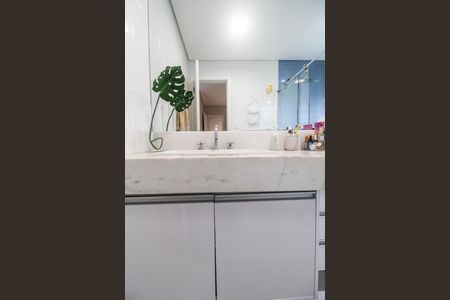 Apartamento à venda com 144m², 3 quartos e 2 vagasBanheiro da Suíte