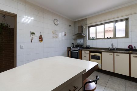 Casa à venda com 178m², 3 quartos e 2 vagas Casa à venda com 178m², 3 quartos e 2 vagasCozinha