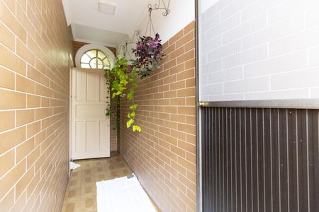 Casa à venda com 178m², 3 quartos e 2 vagas Casa à venda com 178m², 3 quartos e 2 vagasCorredor