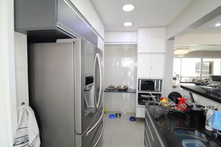 Apartamento à venda com 120m², 3 quartos e sem vagaCozinha