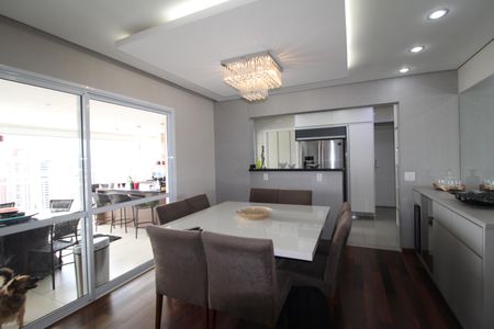 Apartamento à venda com 120m², 3 quartos e sem vagaSala