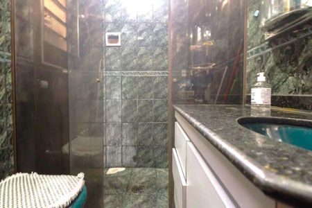 Casa à venda com 4 quartos, 350m² em Parque São Jorge, São Paulo