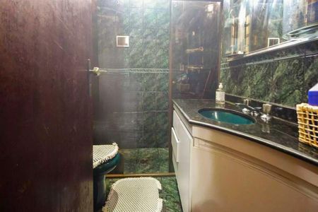 Casa à venda com 4 quartos, 350m² em Parque São Jorge, São Paulo