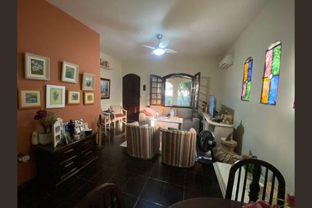 Casa à venda com 4 quartos, 132m² em Santa Rosa, Niterói