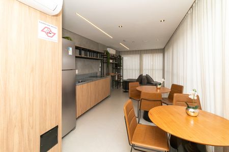 Apartamento à venda com 36m², 2 quartos e sem vaga Apartamento à venda com 36m², 2 quartos e sem vagaÁrea comum - Salão de Festas