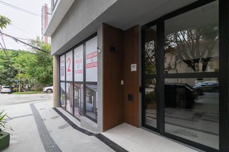 Apartamento à venda com 36m², 2 quartos e sem vaga Apartamento à venda com 36m², 2 quartos e sem vagaFachada